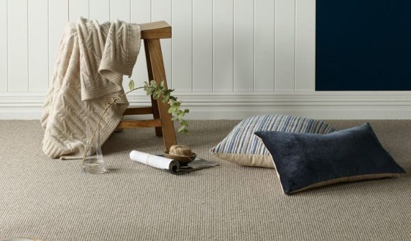 How to incorporate sisal carpet into interior theme